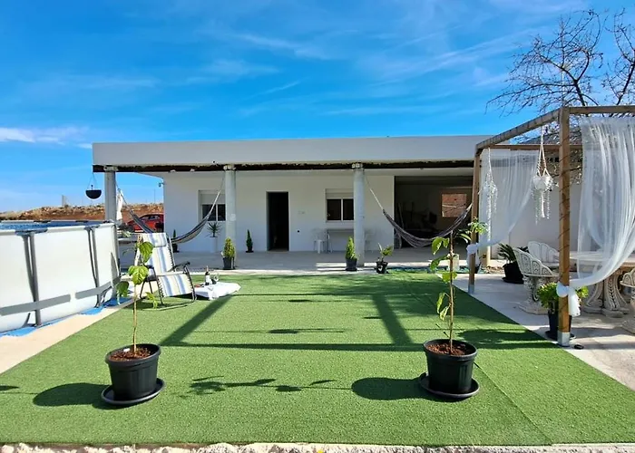 Campo Tranquilo Para Desconectar Alicante