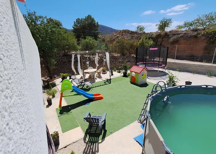 Campo Tranquilo Para Desconectar Alicante